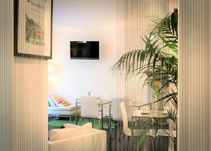 Glasgow Monceau By Patrick Hayat Paris