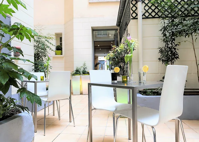 Hotel Glasgow Monceau By Patrick Hayat 3*