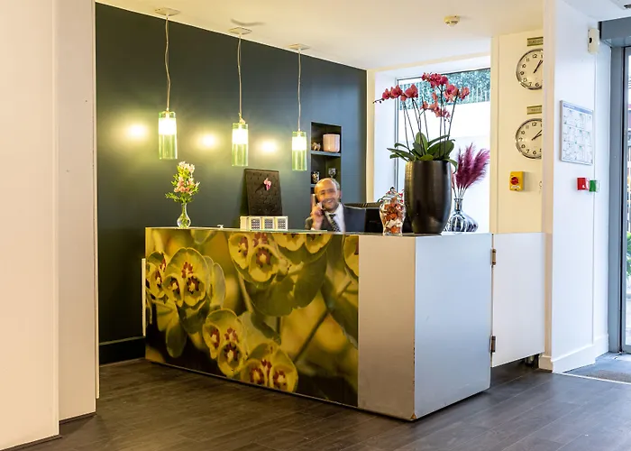 Hotel Glasgow Monceau By Patrick Hayat Paris