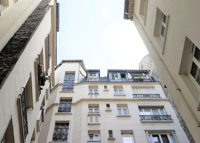 Hotel Glasgow Monceau By Patrick Hayat