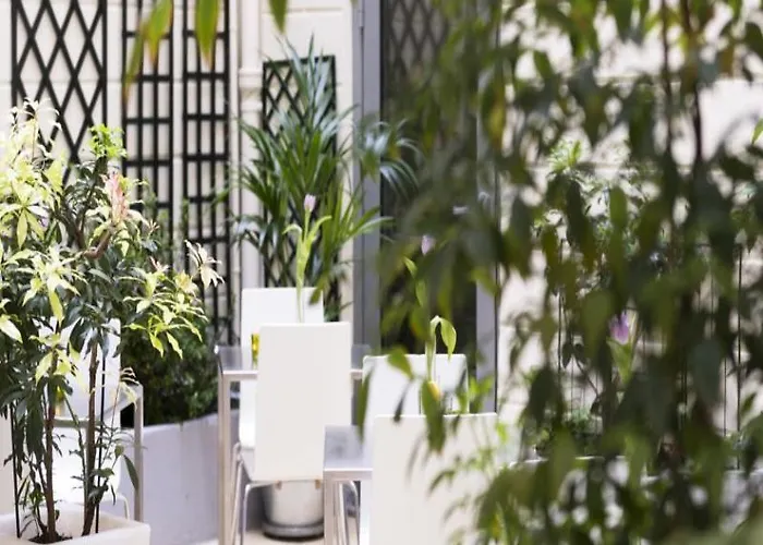 Hotel Glasgow Monceau By Patrick Hayat Paris