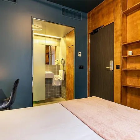 Glasgow Monceau By Patrick Hayat Paris