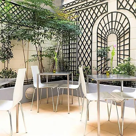 Hotel Glasgow Monceau By Patrick Hayat