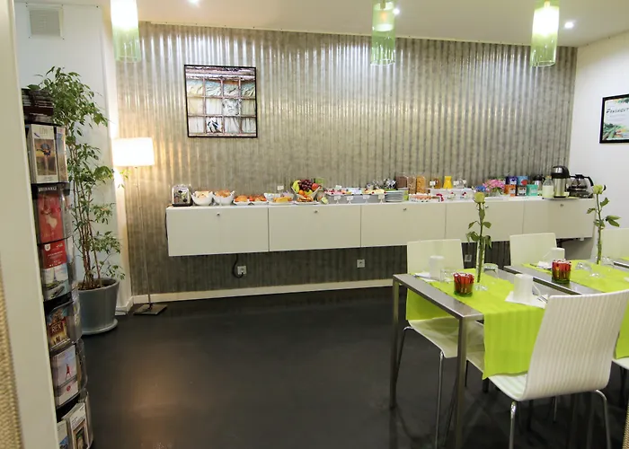 מלון Glasgow Monceau By Patrick Hayat פריז