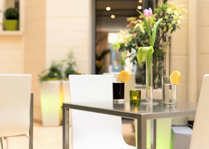 מלון Glasgow Monceau By Patrick Hayat 3*