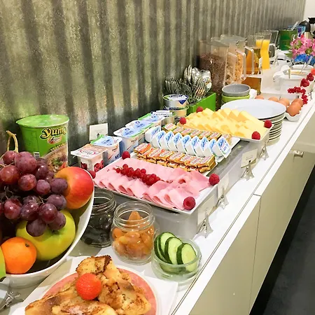 Hotel Glasgow Monceau By Patrick Hayat 3*