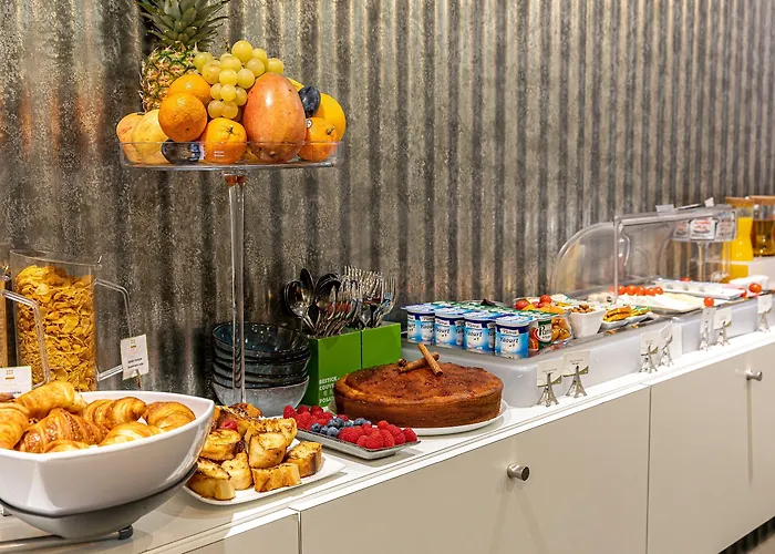 Glasgow Monceau By Patrick Hayat Hotel 3*